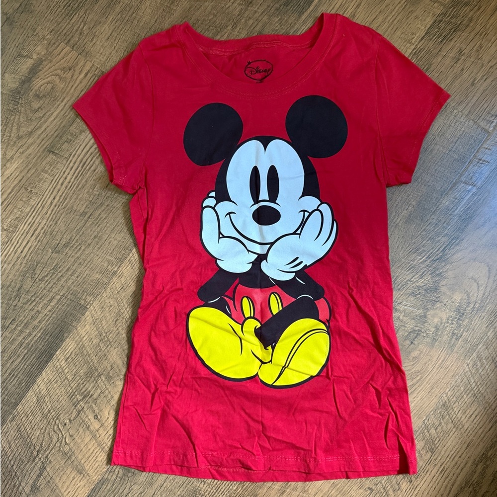 Disney Red Short-Sleeve Mickey Mouse Graphic Tee